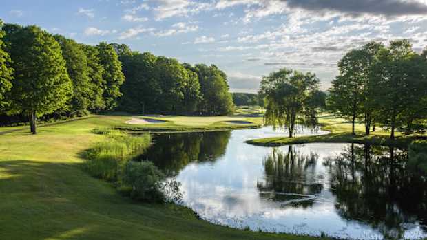 Donald Ross Memorial, Hole No. 3 | Par 3. Replica of No. 11 at Charlotte Country Club